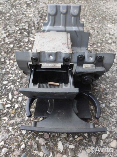 Пепельница с подстаканниками Aveo