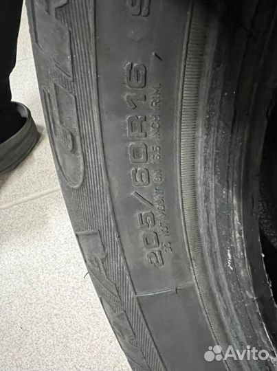 Goodyear UltraGrip 20.5/60 R16