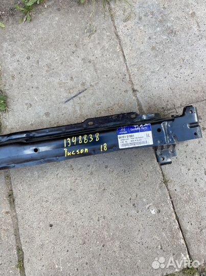 На Передний бампер тюссон 3 рест