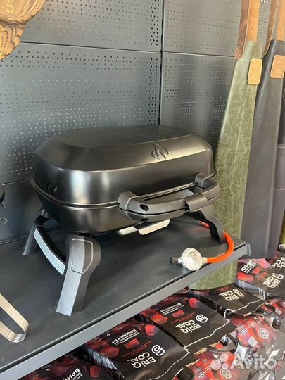 Портативный газовый гриль Char-Broil X200