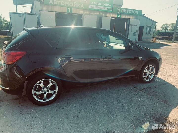 Opel Astra 1.6 МТ, 2014, 134 500 км