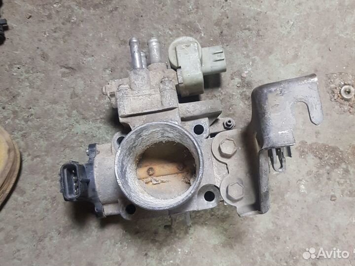 Датчик дроссельной заслонки Тойота 89452-22090