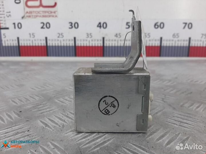 Блок круиз-контроля Lexus RX 2000 8824048030