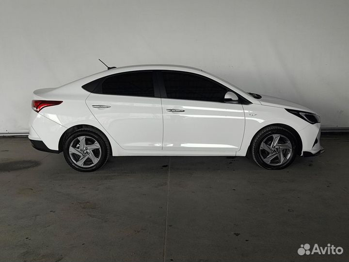 Hyundai Solaris 1.6 AT, 2021, 23 607 км