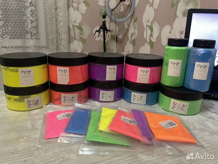 Пигмент неоновый косметический