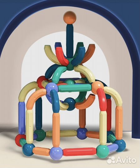 Новый магнитный конструктор 228 деталей в ящике