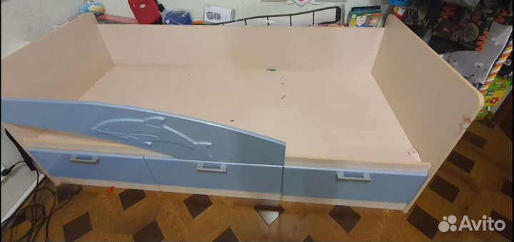 Кравать дельфин односпальная с матрасом