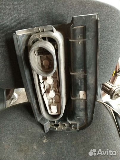 Стоп сигнал на Рено Эспейс