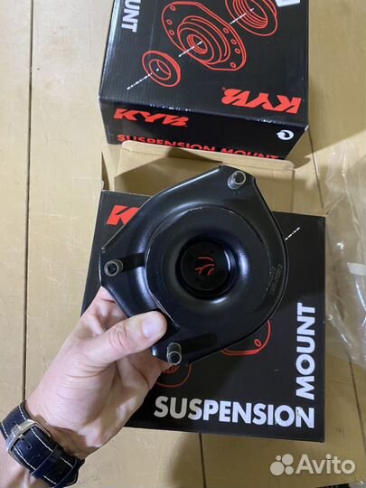 KYB, Задняя Опора амортизатора KIA Rio, Spectra