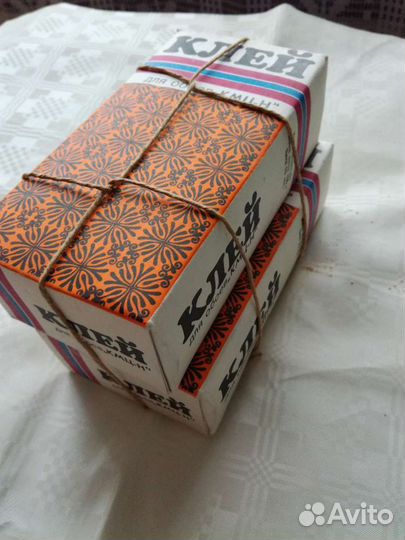 Обойный клей