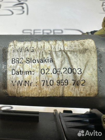 Моторчик стеклоподьёмника передний правый