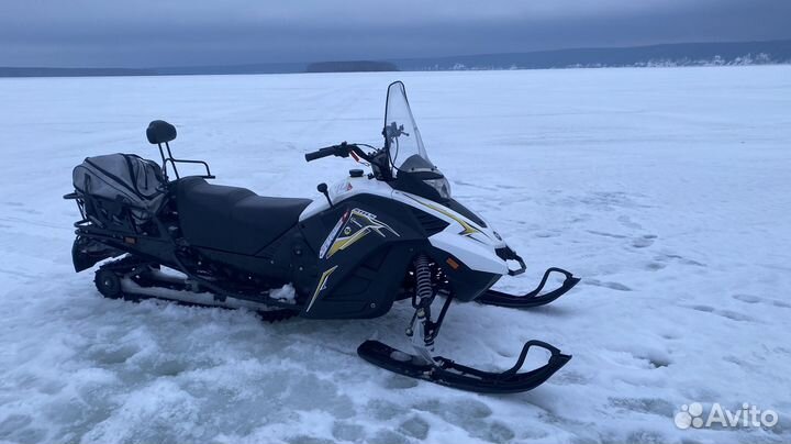 Продам снегоход Stels Капитан Long 150