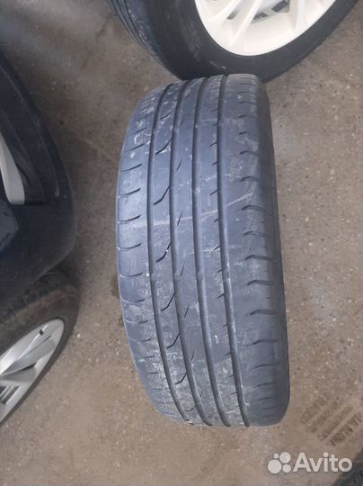 Резина на литых дисках Continental 205/55 R16