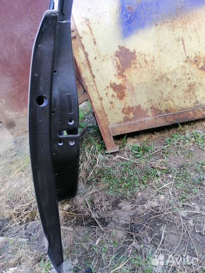 Дверь левая передняя Toyota Prius 20