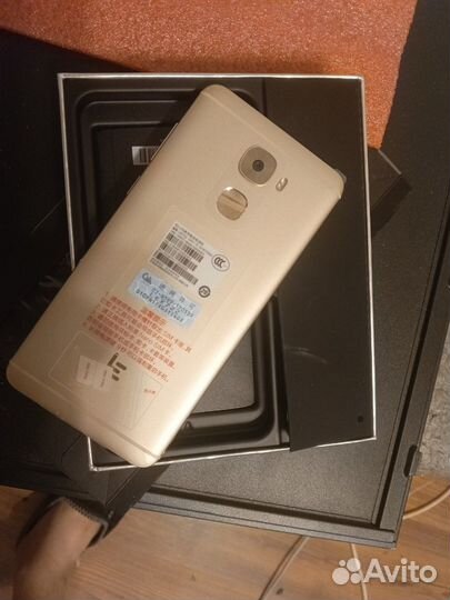 LeEco Le Pro 3 Elite, 4/32 ГБ