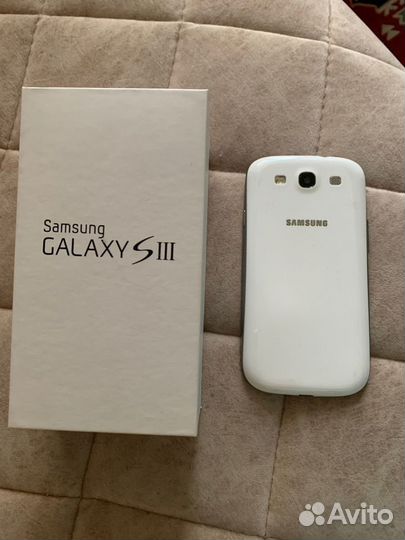 Samsung Galaxy S III GT-I9300, 16 ГБ