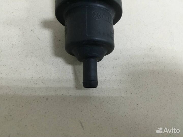 Клапан вентиляции топливного бака Volkswagen Polo