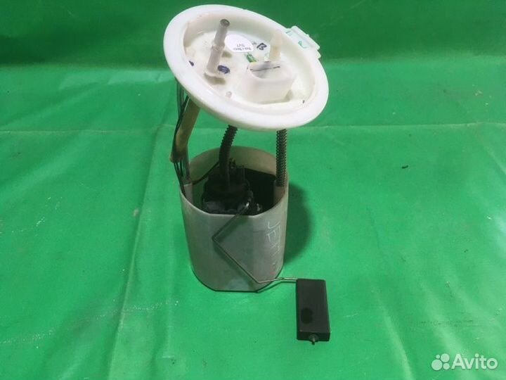 Топливный насос Volkswagen Jetta 6 CLR 2012