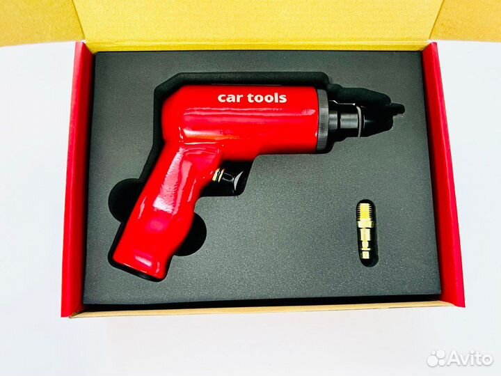 Пистолет шиповальный для ремонтных шипов