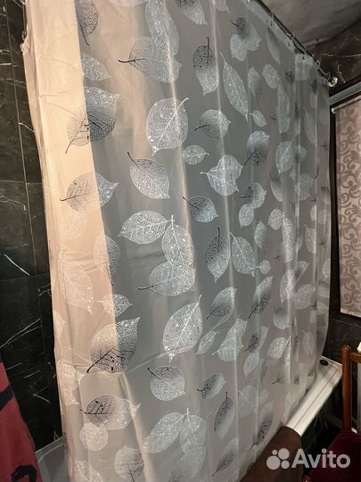 Шторка для ванной новая