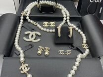 Жемчужное ожерелье Chanel