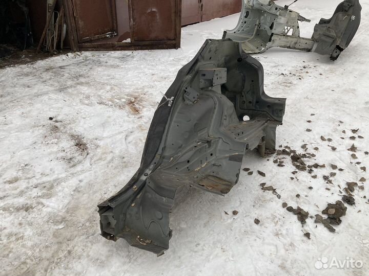 Заднее правое крыло BMW F20