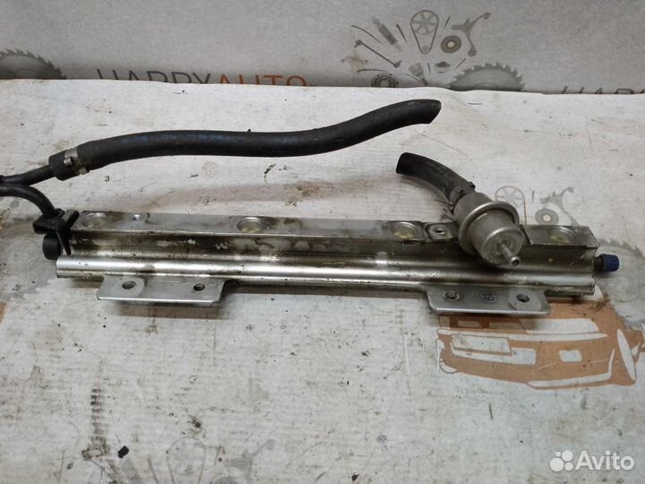 Рампа рейка топливная Volvo S40 I