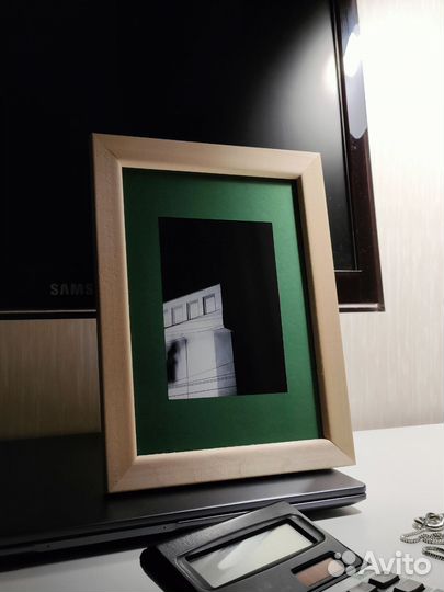 Фотография декоративная в рамке