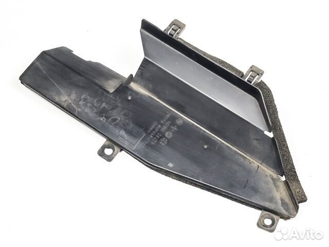 Воздуховод радиатора левый верхний Nissan Leaf