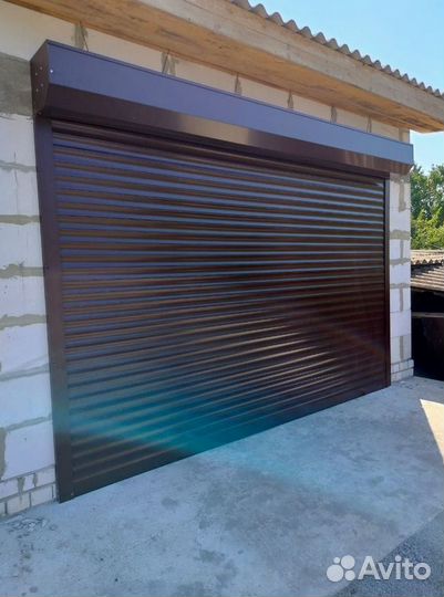 Гаражные ролетные ворота с установкой