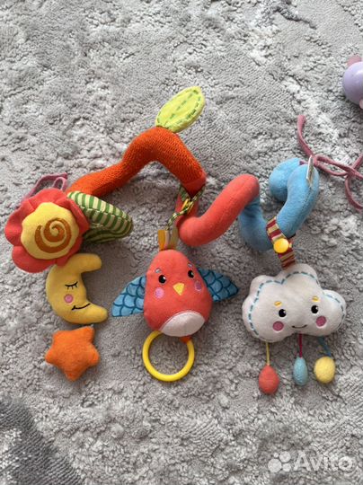 Игрушки/подвески в коляску/кроватку детские