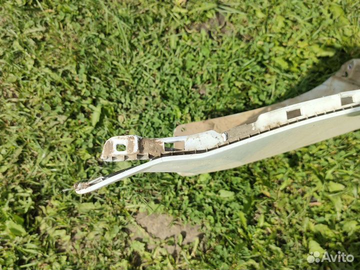 Задний бампер hyundai solaris седан 2015