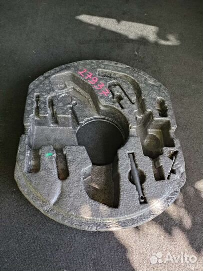 Кейс для домкрата audi