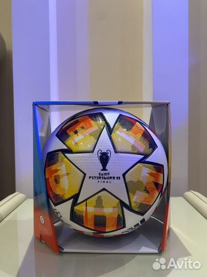 Мяч футбольный adidas UCL PRO St. P H57815