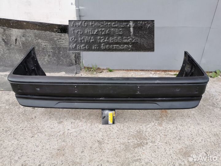 Задний бампер AMG на седан Mercedes W124 рестайл