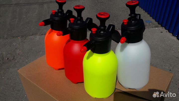 Опрыскиватель c клапаном 2 л для Авто