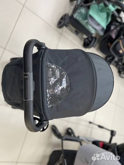 Прогулочная коляска Carrello Bravo Plus, Black