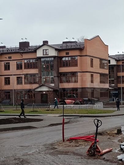 1-к. квартира, 42 м², 2/3 эт.