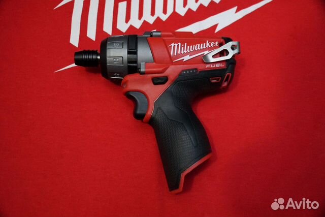 milwaukee 2402 20 CD 0 m12