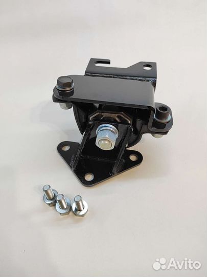 Левая опора кпп Лада Хрей-Ларгус