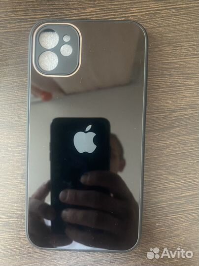 Чехол на iPhone 11