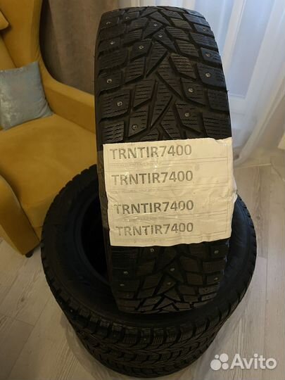 Dunlop Grandtrek Ice 02 215/60 R17 100T