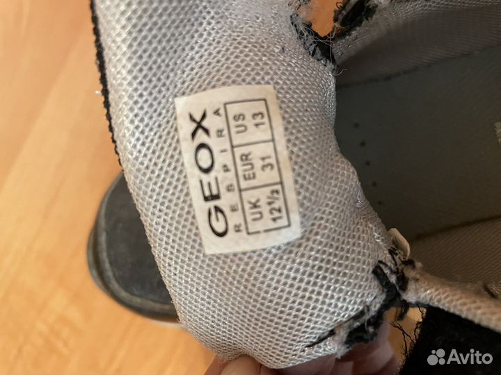 Кроссовки geox