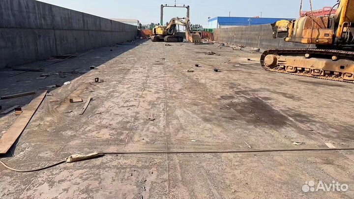 Самоходная баржа-площадка