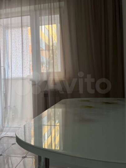 2-к. квартира, 64 м², 2/16 эт.