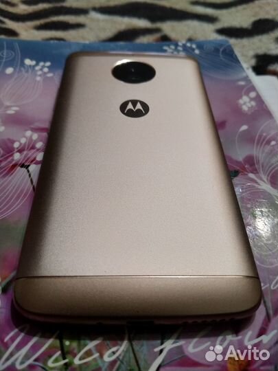 Motorola Moto E4 Plus, 3/16 ГБ