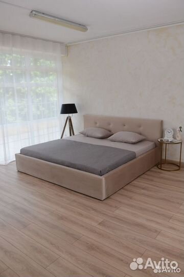 Кровать Евро с матрасом 200х200 велюр