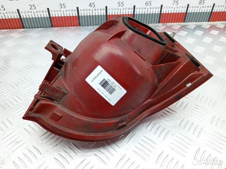 Фонарь задний левый для Volkswagen Passat 6