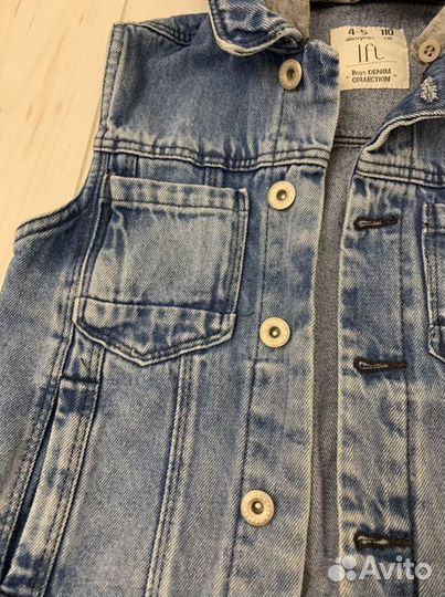 Джинсовая жилетка