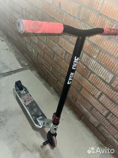 Трюковой самокат